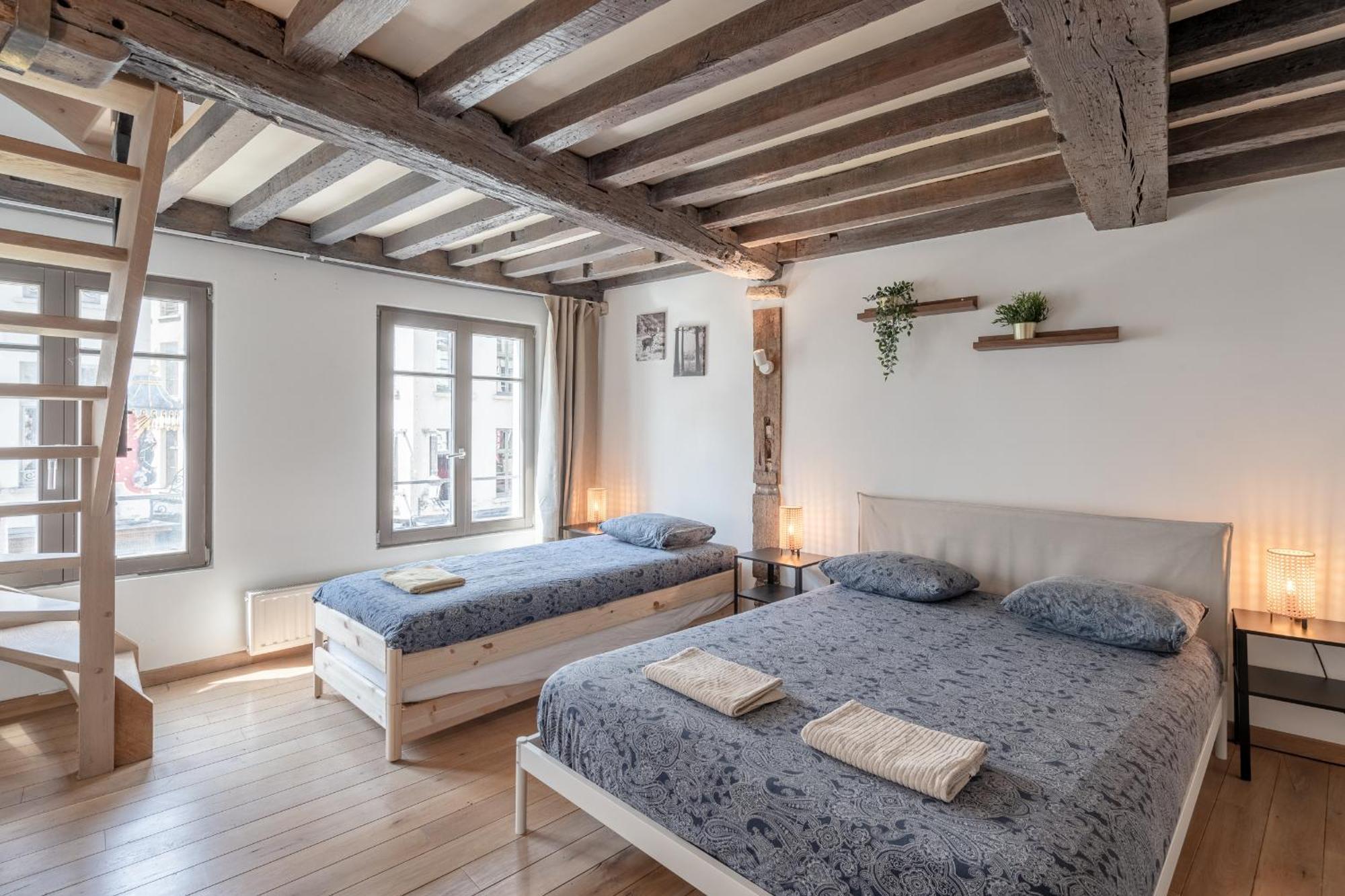 Tempel Triplex & Duplex At Historic Heart Of Antwerp Antuérpia Exterior foto