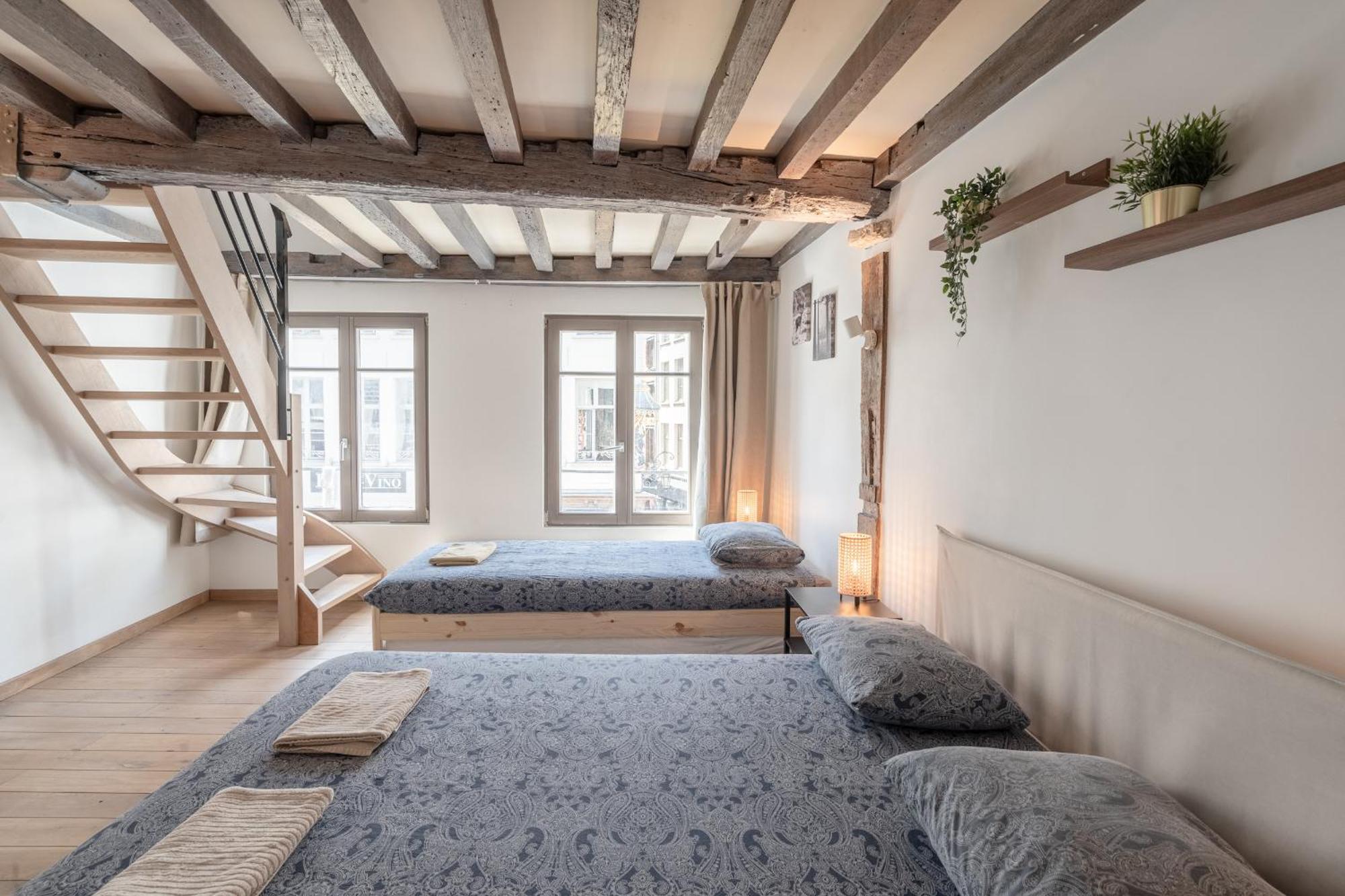 Tempel Triplex & Duplex At Historic Heart Of Antwerp Antuérpia Exterior foto
