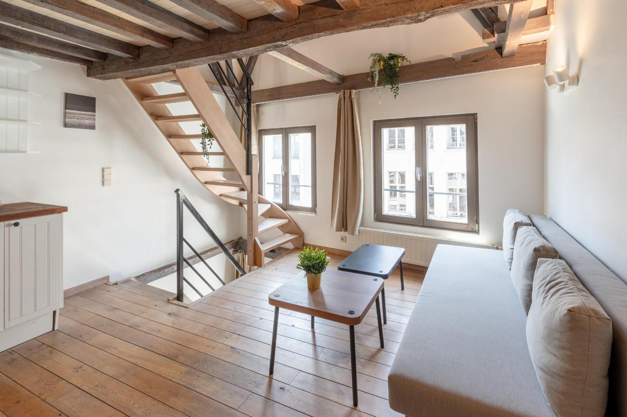 Tempel Triplex & Duplex At Historic Heart Of Antwerp Antuérpia Exterior foto
