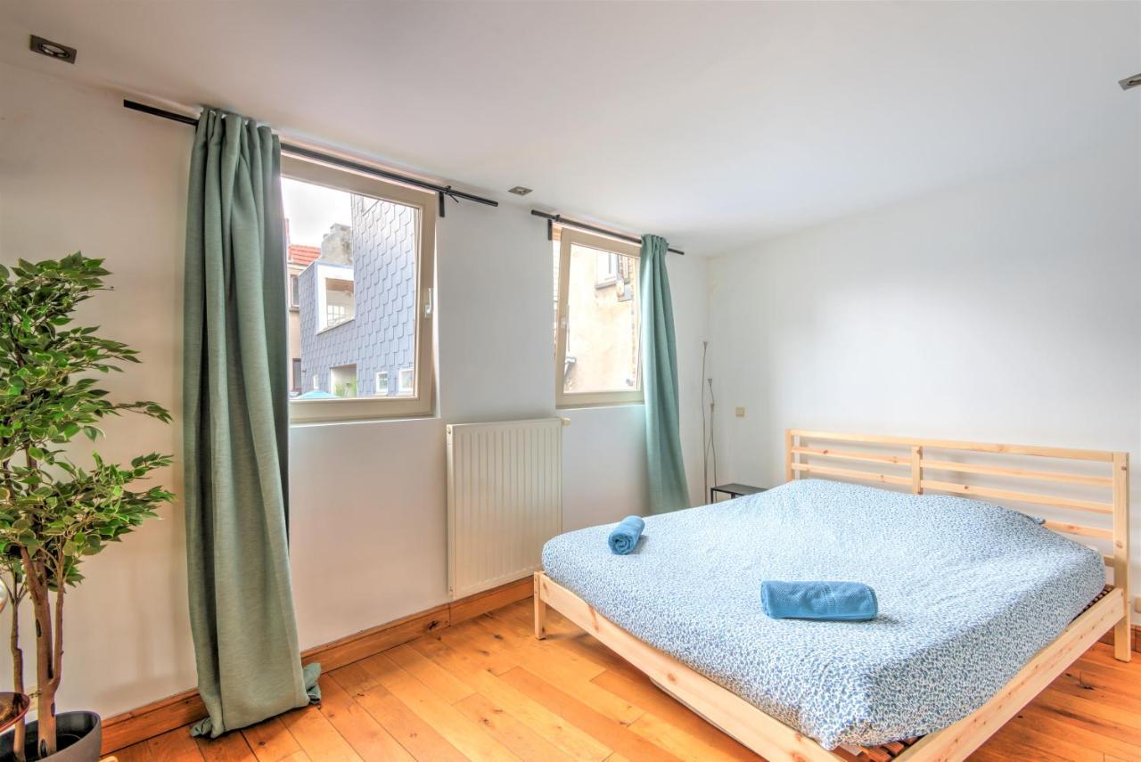 Tempel Triplex & Duplex At Historic Heart Of Antwerp Antuérpia Exterior foto